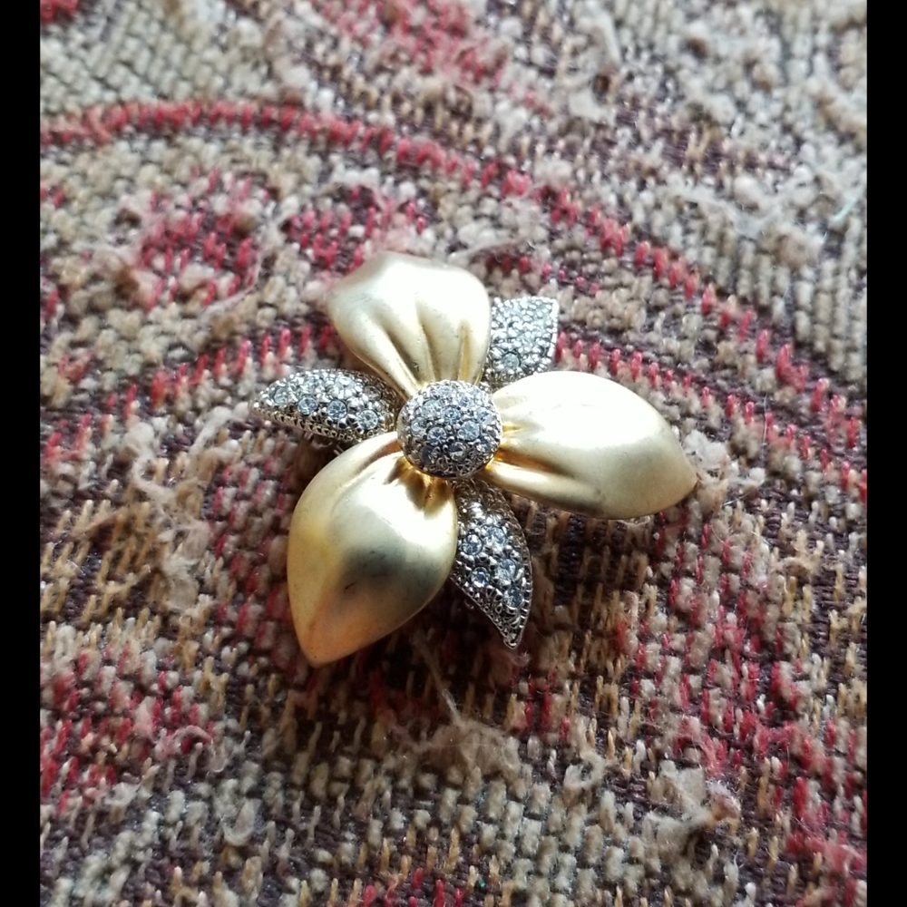 Swarovski Orchid Brooch - Picture 8 of 14
